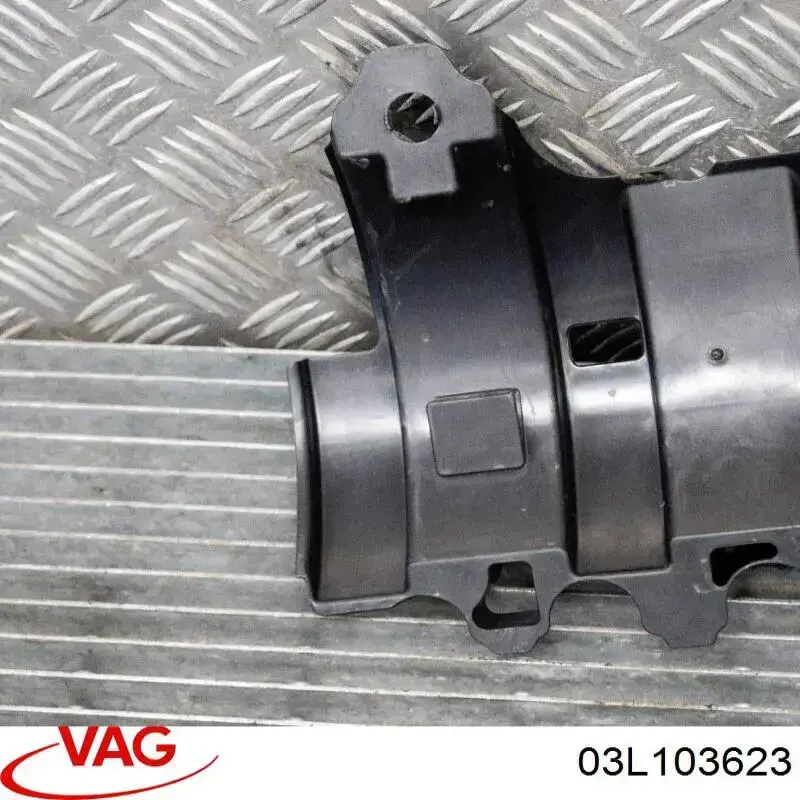 Comprar 03L103623 VAG Deflector de aceite del cárter del motor