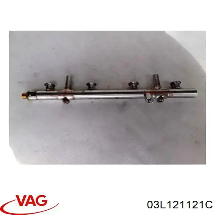 Caja de termostato 03L121121C VAG