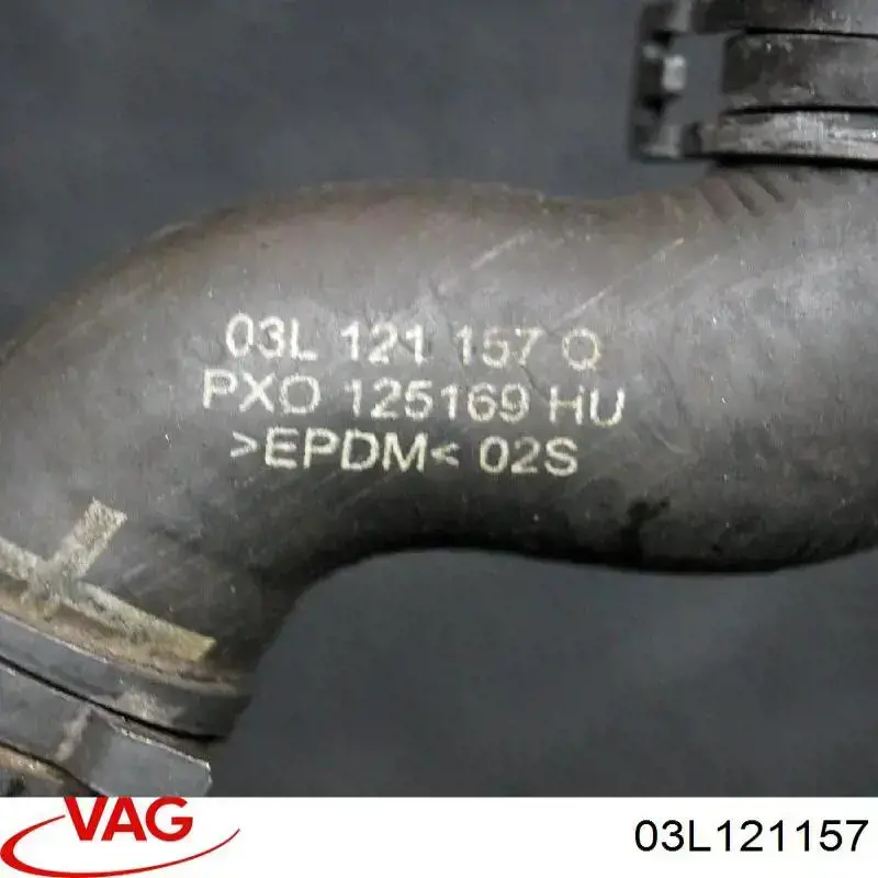 Manguito de radiador VAG 03L121157
