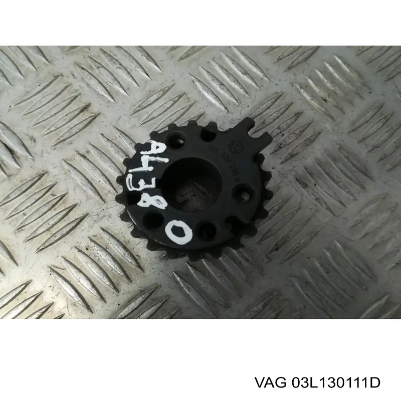 Comprar 03L130111D VAG Engranaje de estrella, bomba de inyección