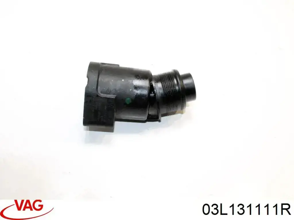 Tubo de salida de aire del turbocompresor VAG 03L131111R precio, desde 146,88 EUR