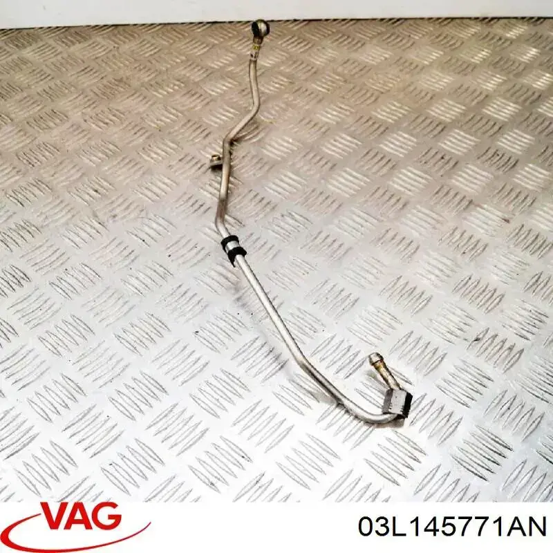Tubo de suministro de aceite a la turbina 03L145771AN VAG