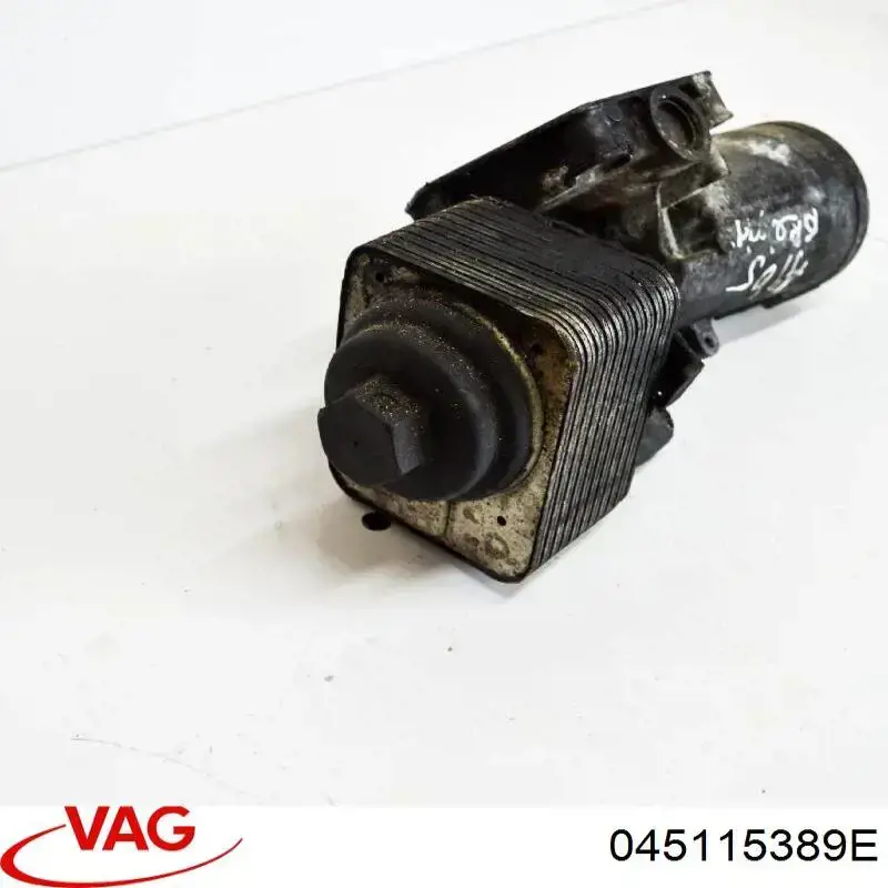 Portafiltro de aceite VAG 045115389E precio, desde 39,20 EUR