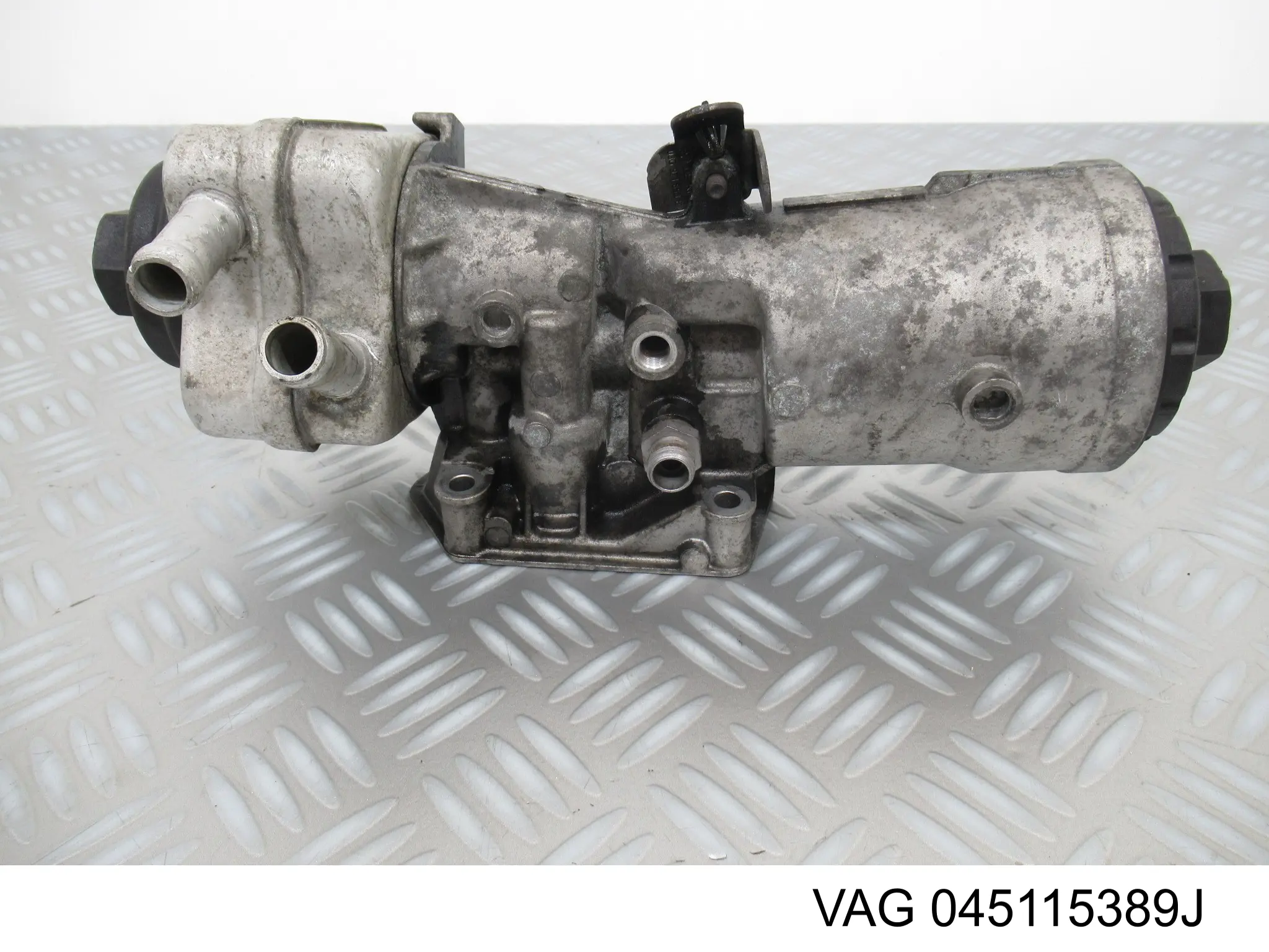Portafiltro de aceite VAG 045115389J