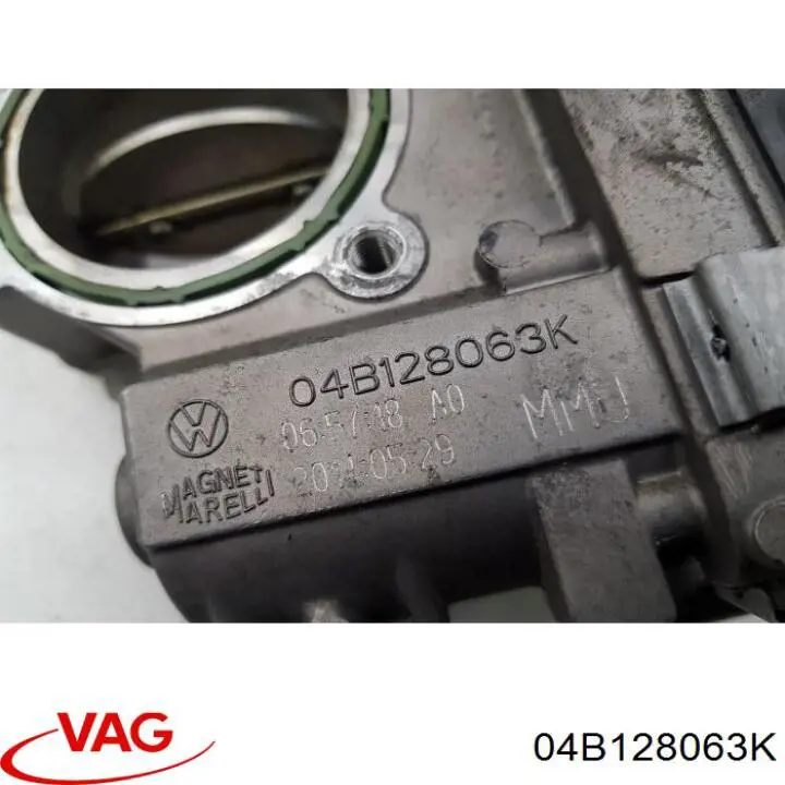 Cuerpo de aceleración completo VAG 04B128063K precio, desde 72,51 EUR