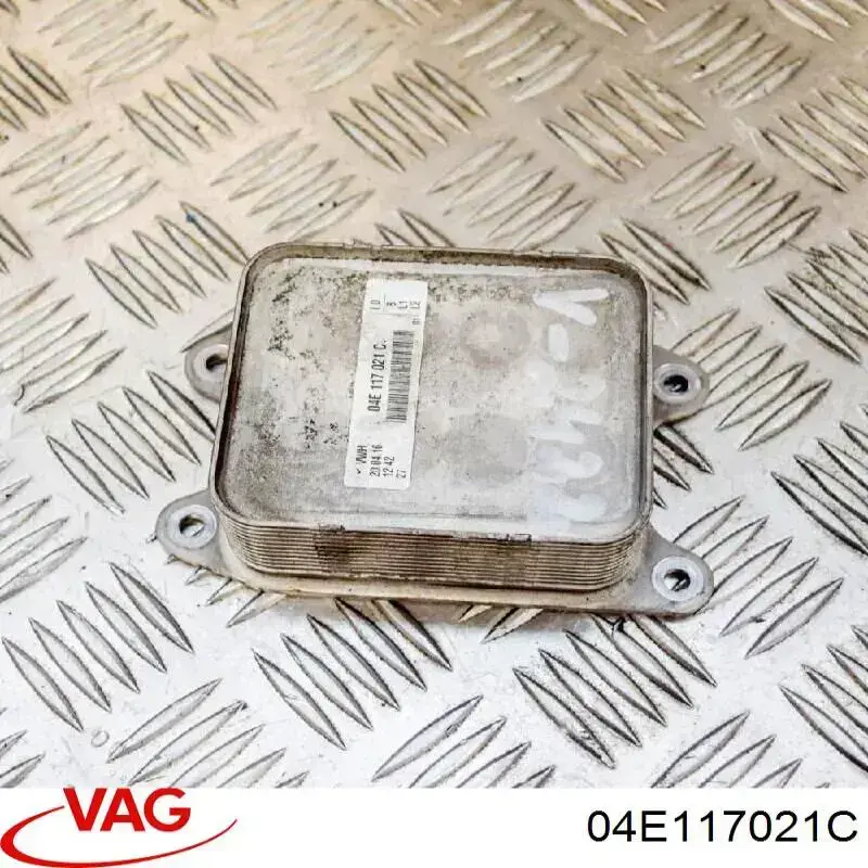 04E117021C VAG Radiador de aceite