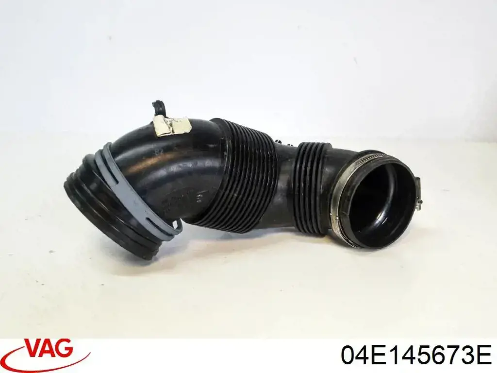 Tubo de admisión de aire al turbocompresor 04E145673E VAG