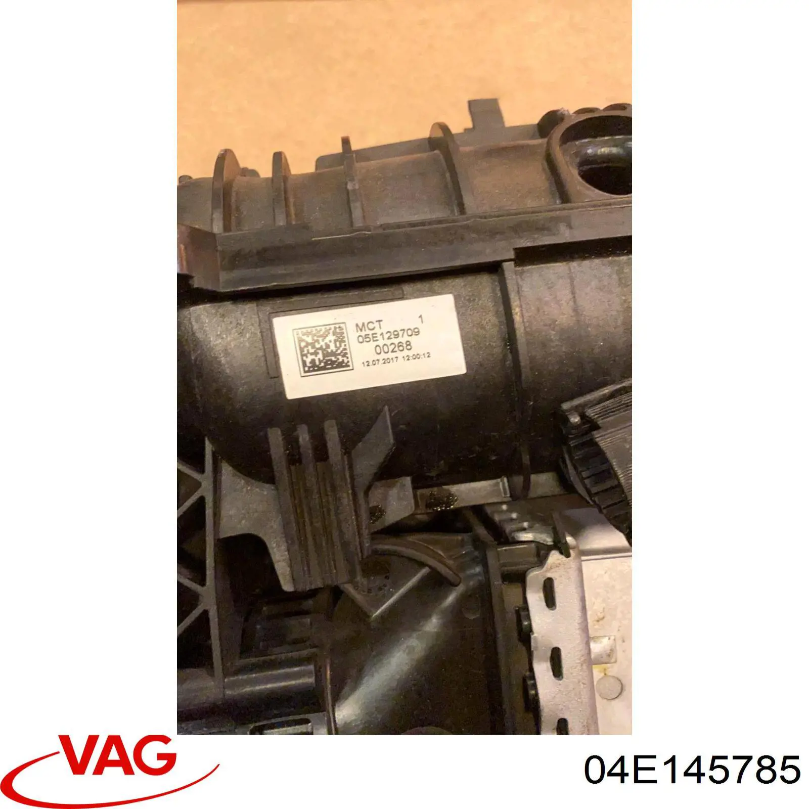 Enfriador de aire de admisión VAG 04E145785