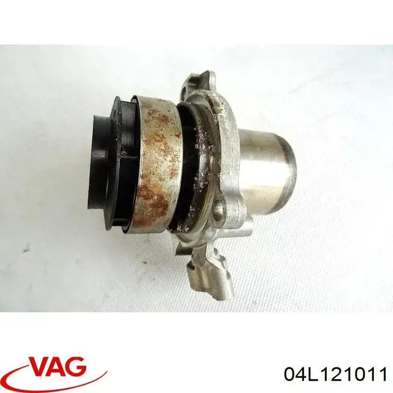 04L121011 VAG Bomba refrigerante coche