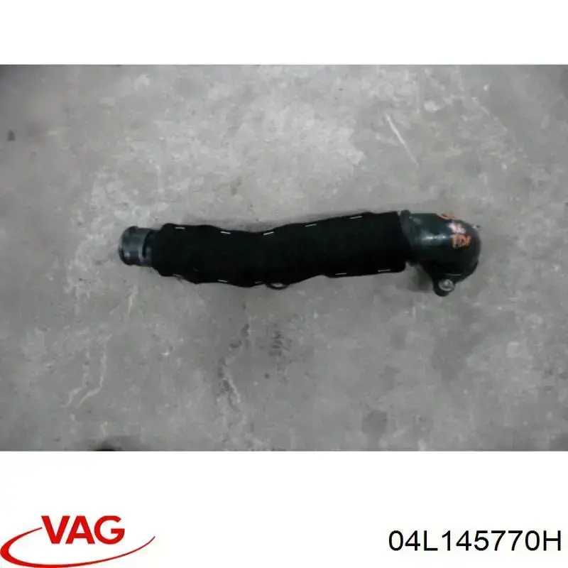 Tubo de admisión de aire al turbocompresor 04L145770H VAG