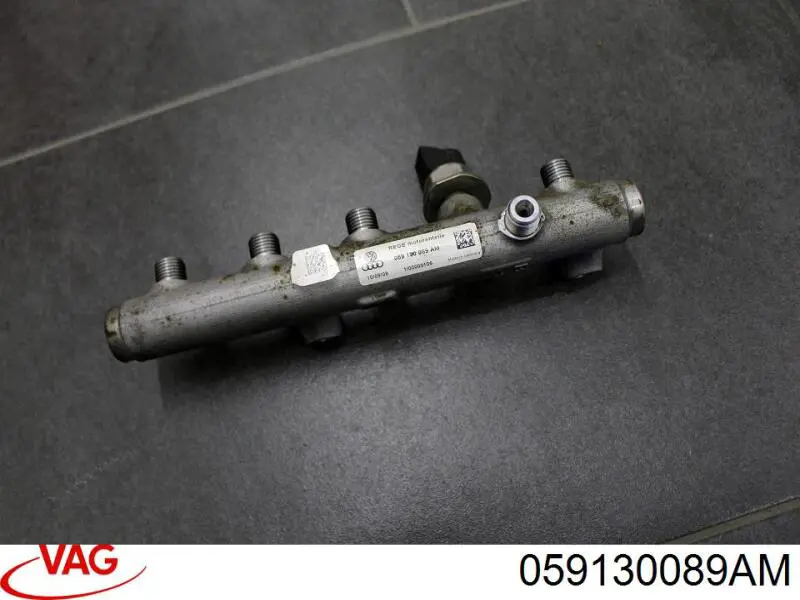Comprar 059130089AM VAG Rampa de combustible izquierda
