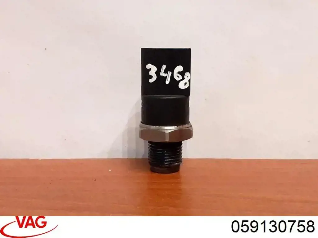 Sensor de presión de combustible 059130758 VAG