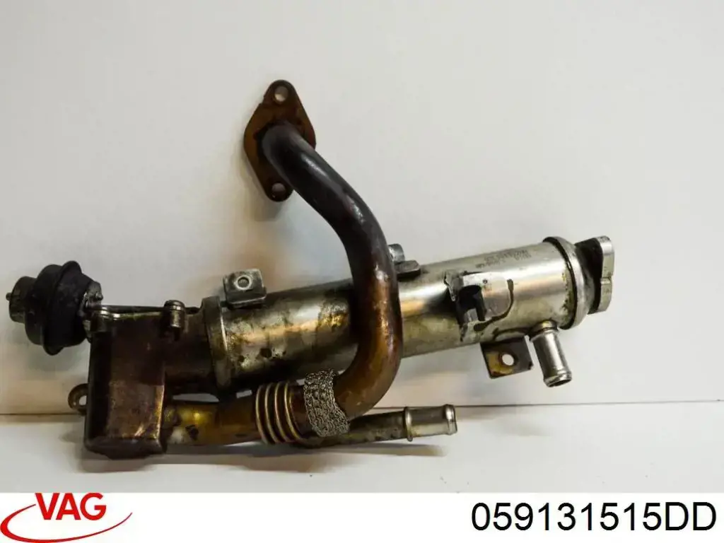 Enfriador de recirculación de gases de escape EGR VAG 059131515DD precio, desde 653,44 EUR