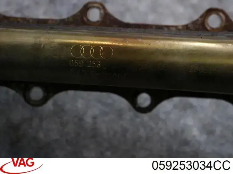 059253034CC VAG Colector de escape derecho