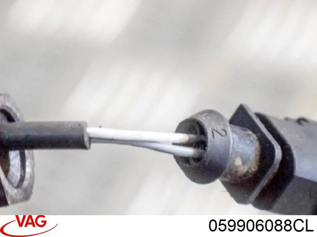 Sensor de temperatura de gases de escape antes de la turbina 059906088CL VAG