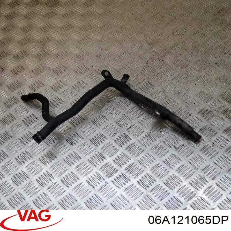 Manguito de radiador VAG 06A121065DP