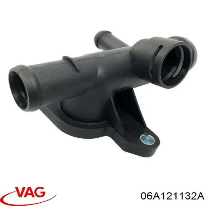 06A121132A VAG brida del sistema de refrigeración (triple)