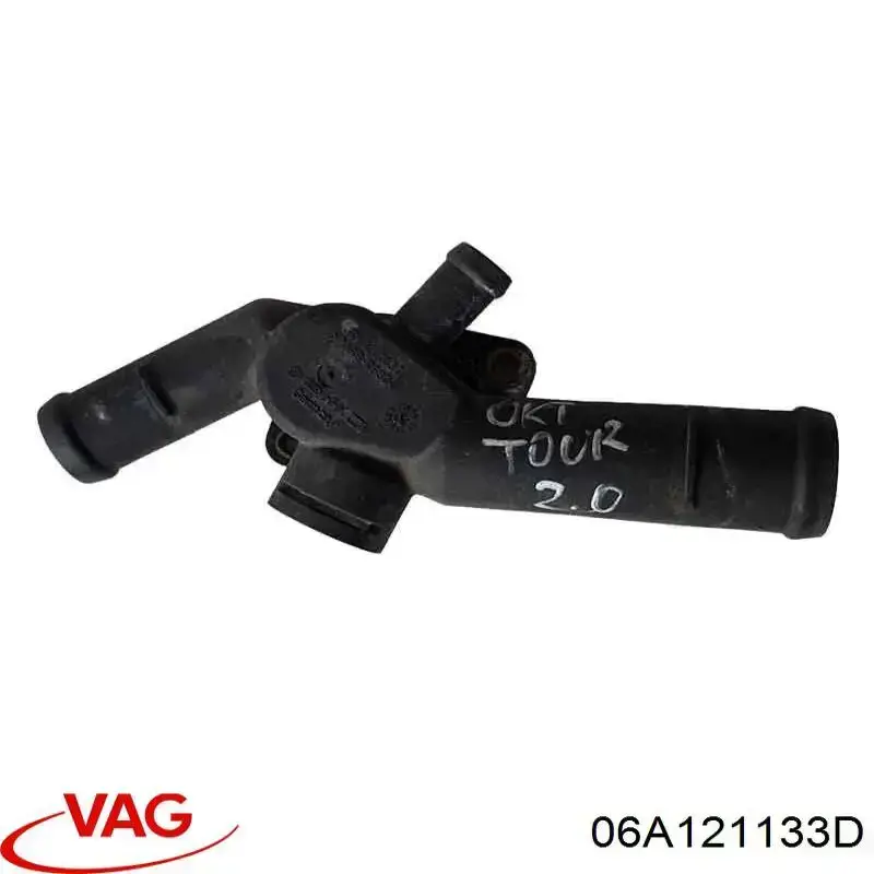 06A121133D VAG Brida del sistema de refrigeración (triple unión)