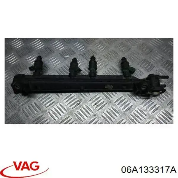 Comprar 06A133317A VAG Rampa de combustible