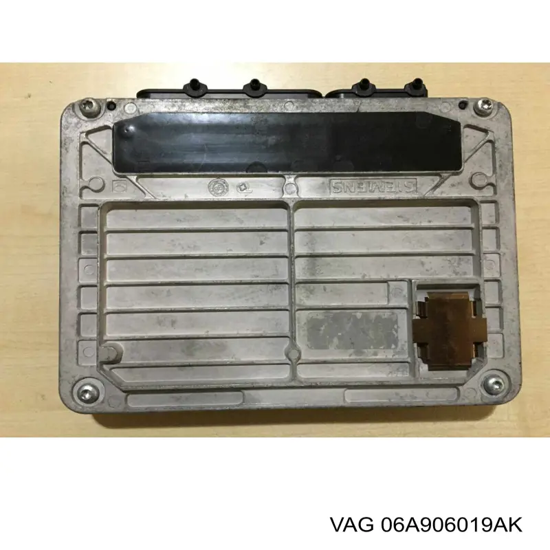 Comprar 06A906019AK VAG ECU