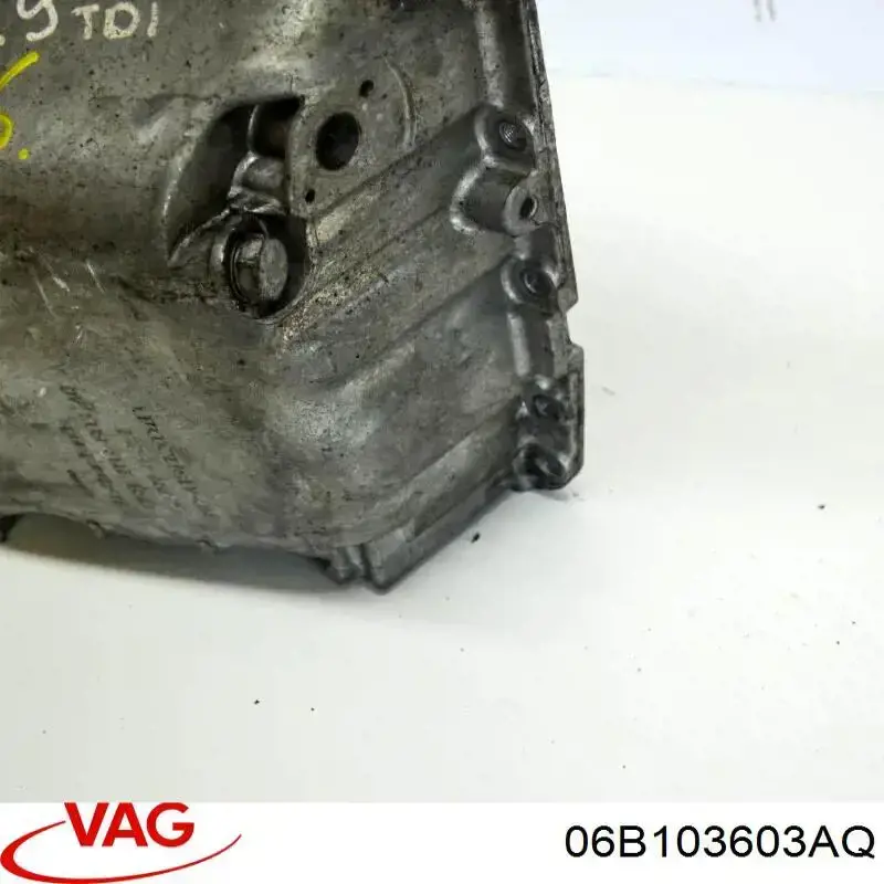 Cárter de aceite del motor 06B103603AQ VAG