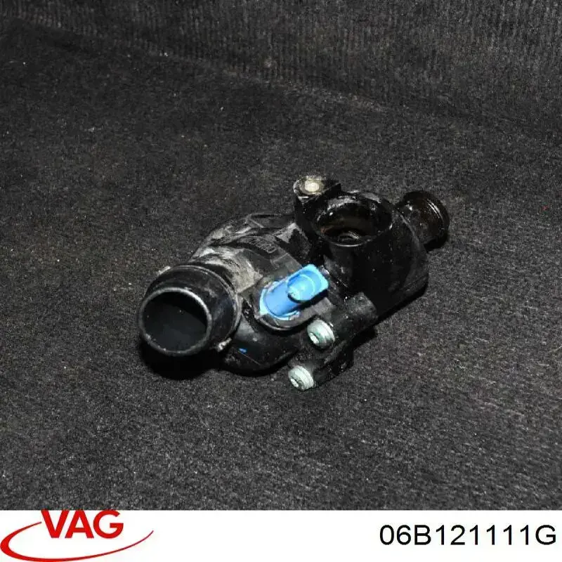 Caja del termostato Audi A4 8EC