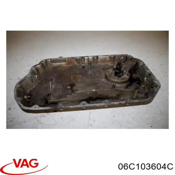 Cárter de aceite del motor VAG 06C103604C precio, desde 49,96 EUR