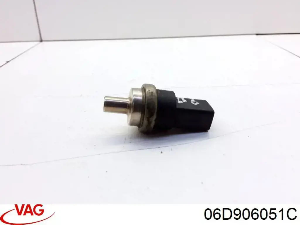 Sensor de presión de combustible VAG 06D906051C precio, desde 405,59 EUR