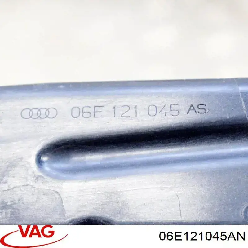 06E121045AN VAG Brida del sistema de refrigeración (triple unión)