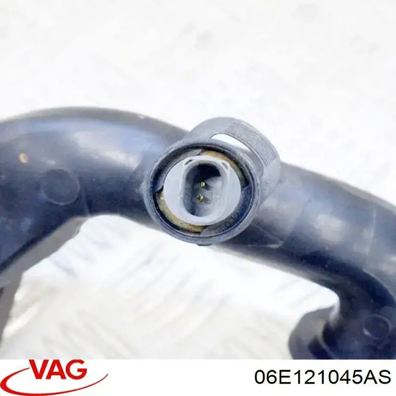 Manguito de líquido refrigerante VAG 06E121045AS precio, desde 53,61 EUR