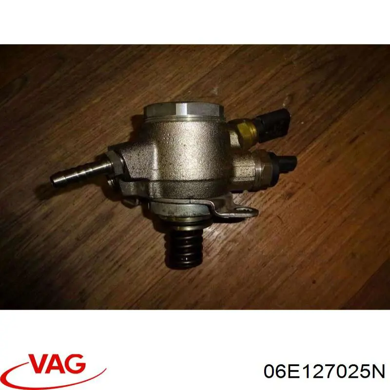 Bomba inyectora 06E127025M VAG