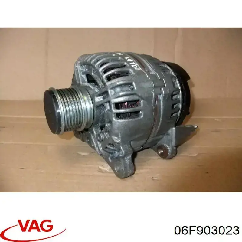 06F903023 VAG Alternador de coche