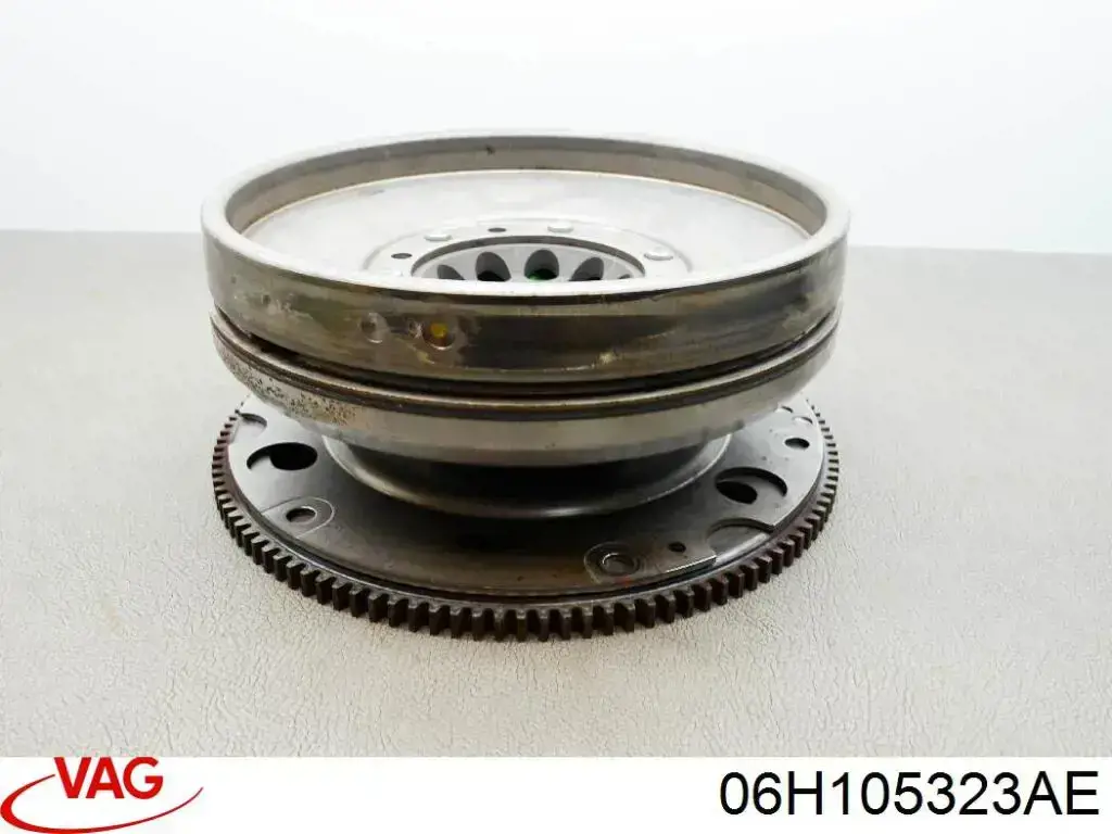 06H105323AE VAG Volante bimasa