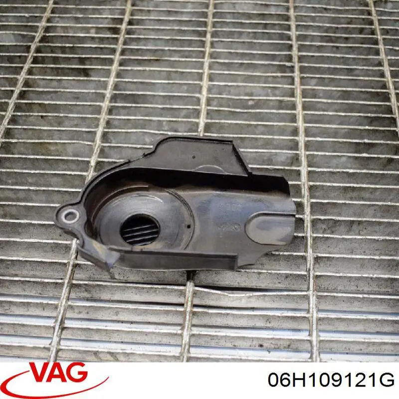 06H109121G VAG Cubierta inferior de la correa de distribución