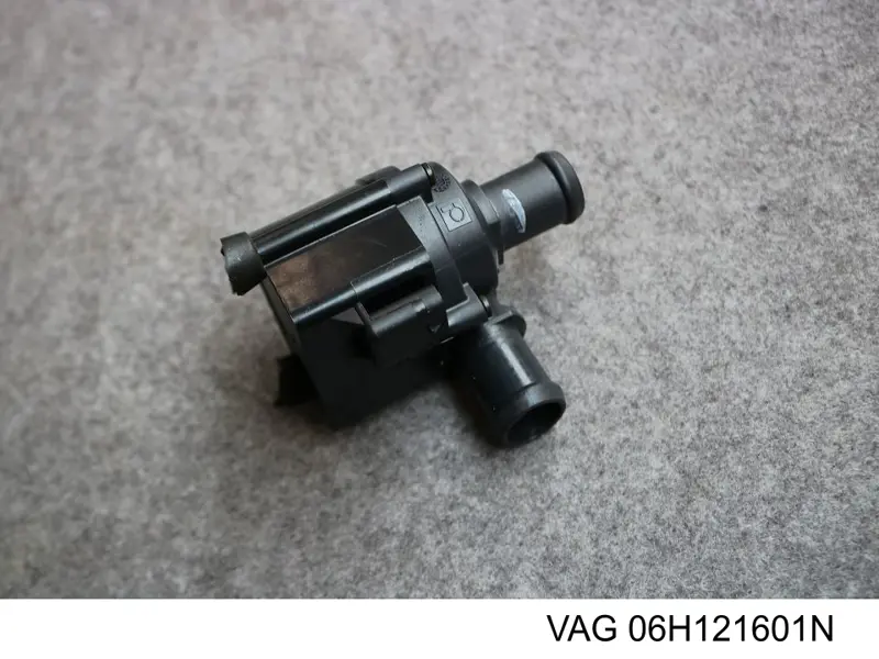 Comprar 06H121601N VAG Bomba de agua eléctrica auxiliar