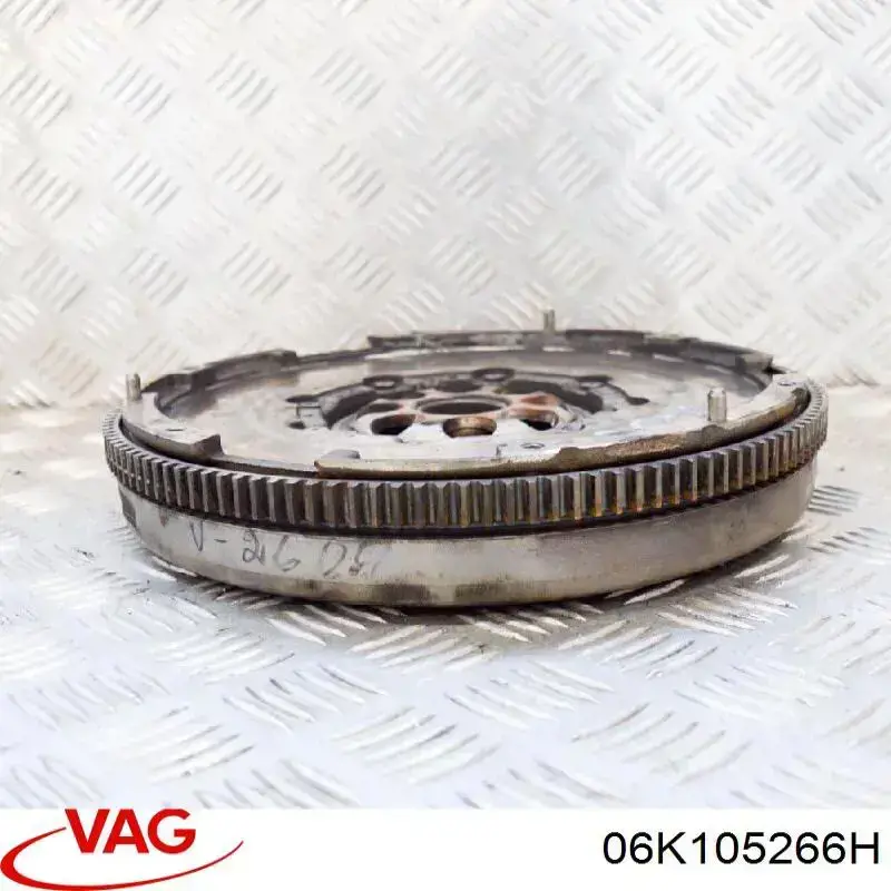 Volante motor 06K105266H VAG