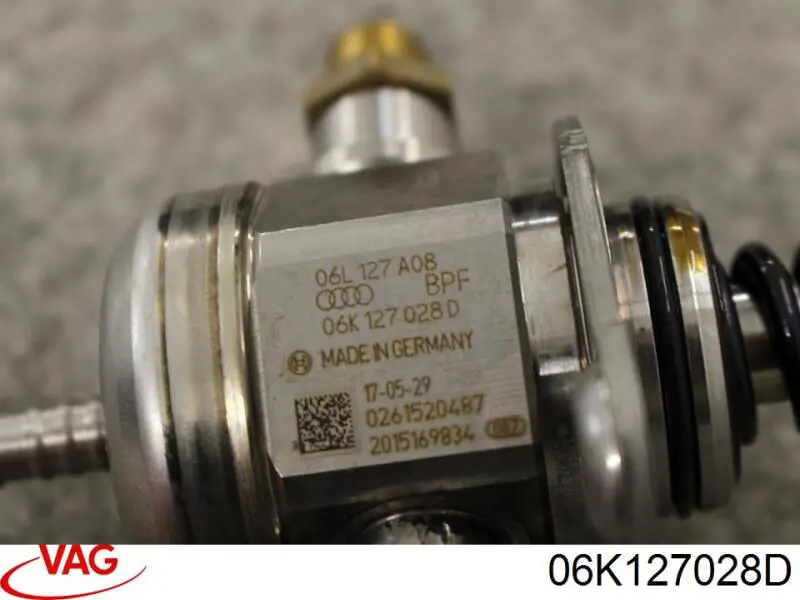 Bomba inyectora 06K127028D VAG