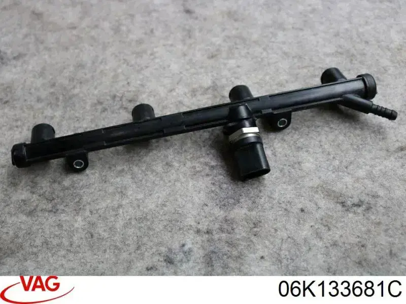 Comprar 06K133681C VAG Rampa de combustible