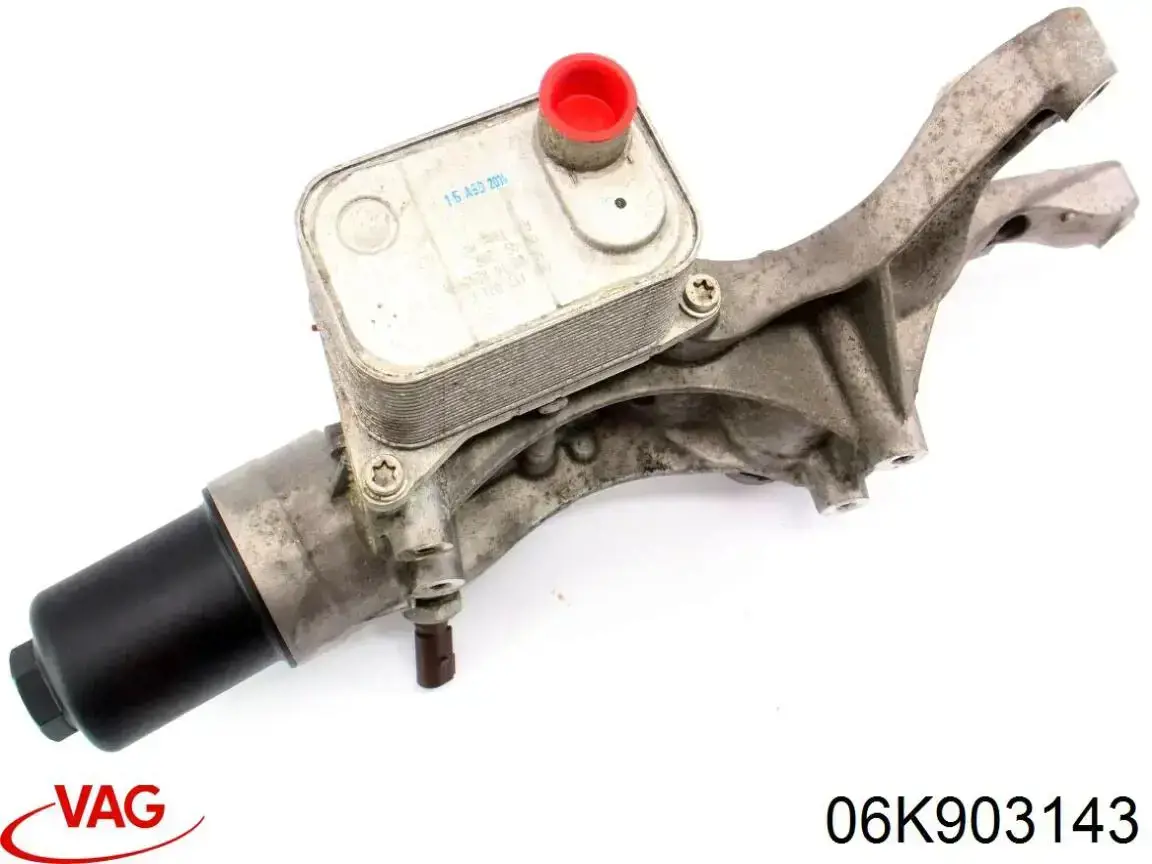 Soporte del alternador 06K903143 VAG
