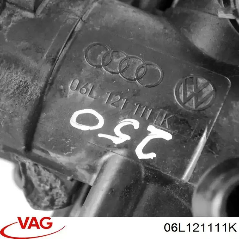 Bomba de agua de refrigeración con carcasa VAG 06L121111K precio, desde 215,41 EUR