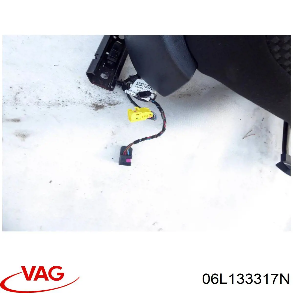 06L133317N VAG Rampa de combustible