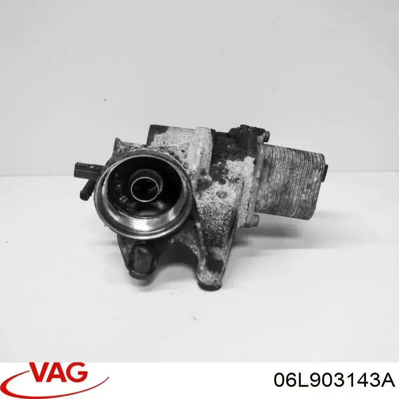 Taco de motor VAG 06L903143A