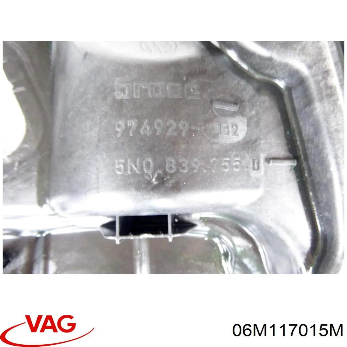 Enfriador de aceite  VAG 06M117015M