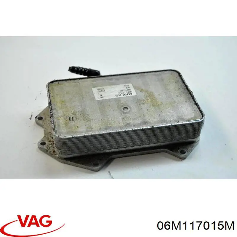 06M117015M VAG radiador de aceite