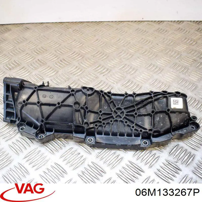06M133267P VAG Colector de admisión izquierdo