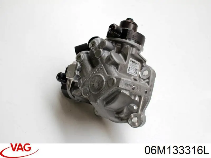 Rampa de combustible derecha VAG 06M133316L
