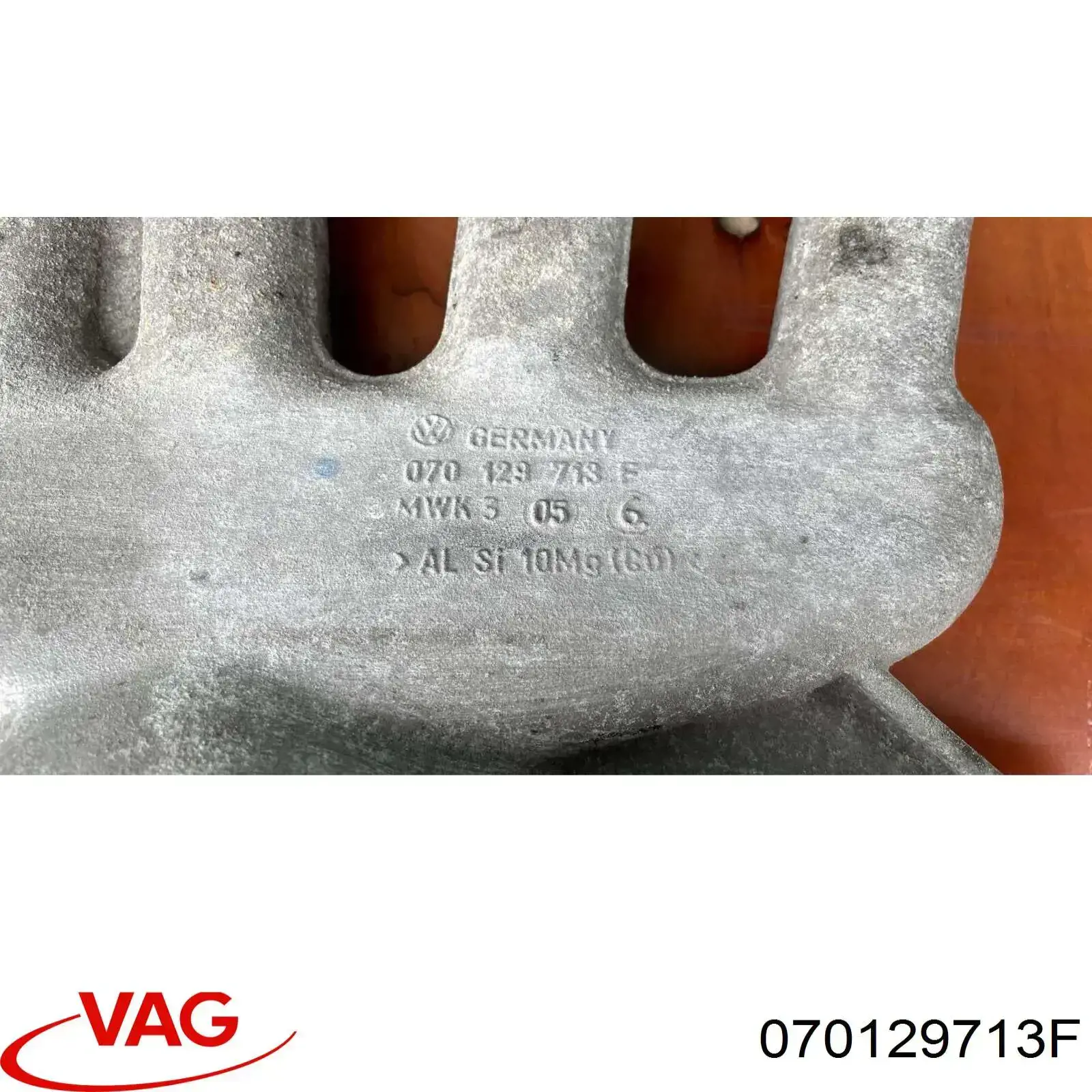 Comprar 070129713F VAG Colector de admisión