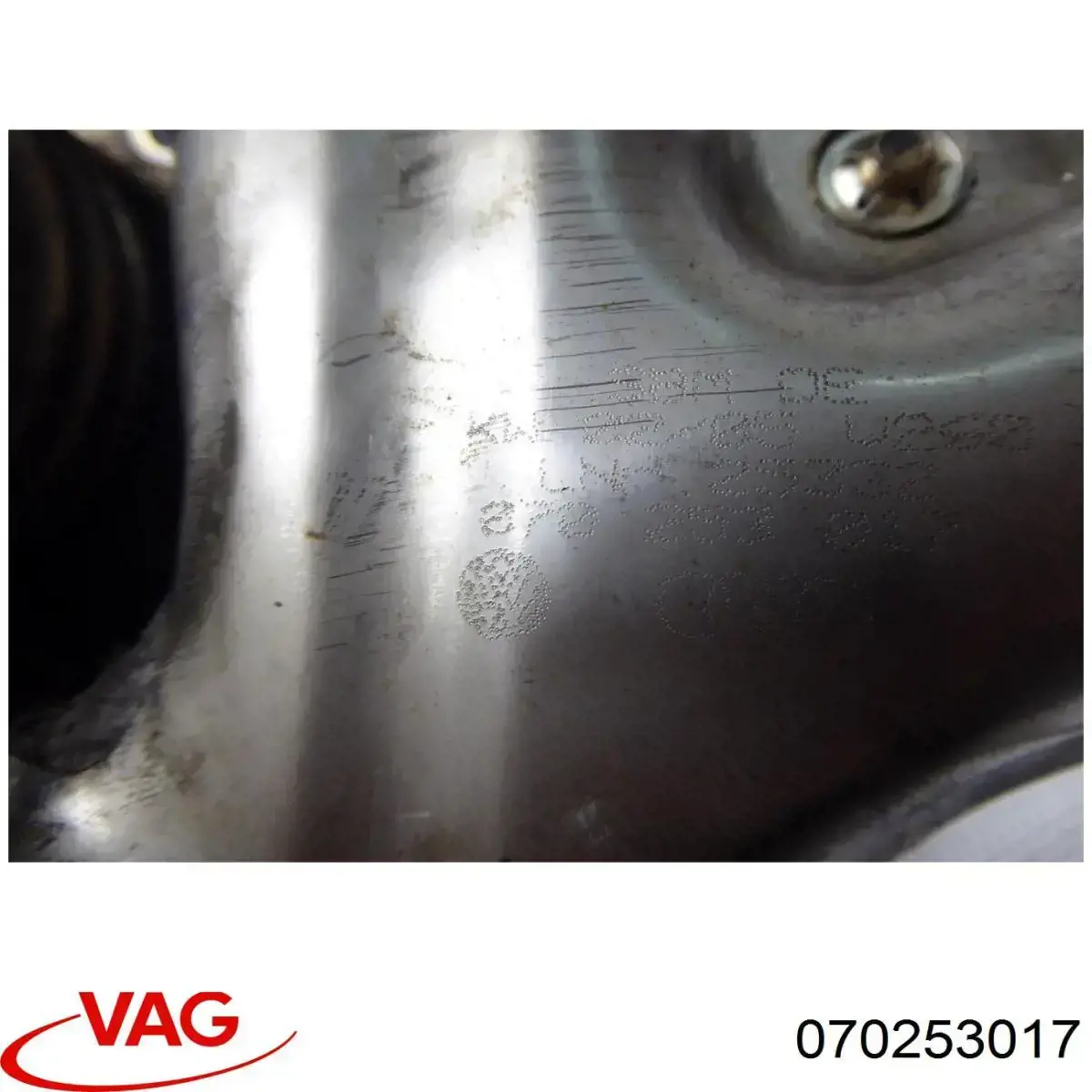 Sistema de escape del motor VAG 070253017