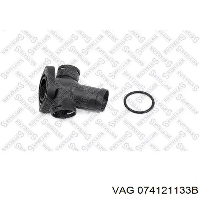 Brida del sistema de refrigeración (triple unión) 074121133B VAG