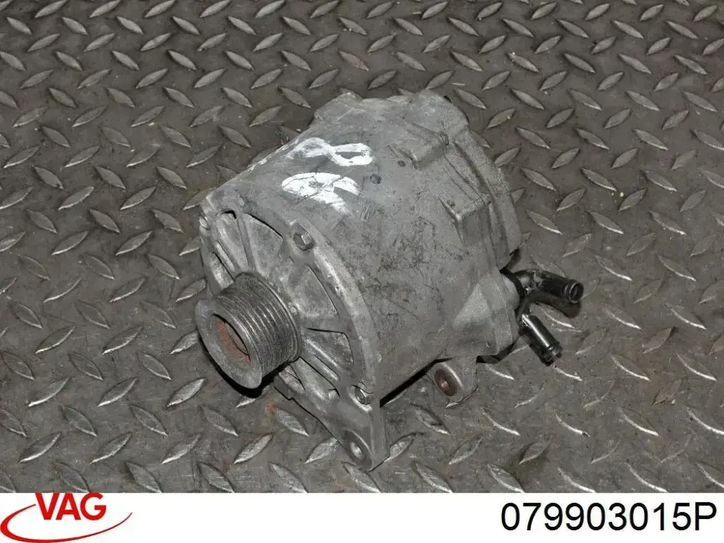 079903015P VAG Alternador de coche